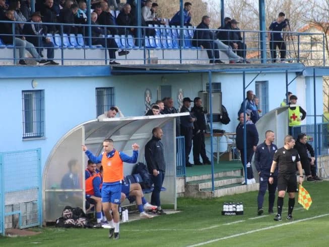 (FOTO) U derbiju začelja Slavija i Graničar neriješeno u Pleternici