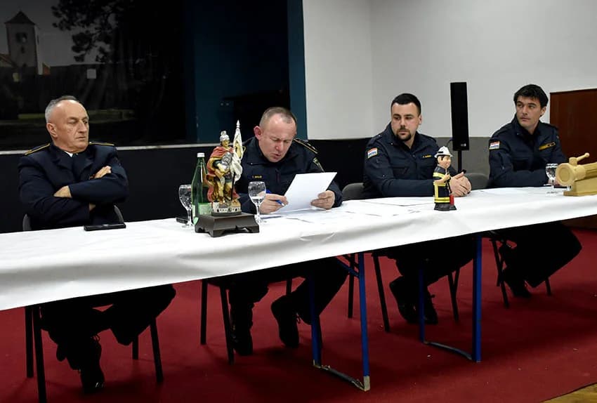 SKUPŠTINA DVD KAPTOL: Severin Mandić proglašen Uzornim vatrogascem - dobio je plaketu i novčanu nagradu