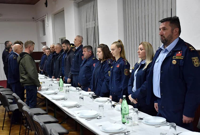 SKUPŠTINA DVD KAPTOL: Severin Mandić proglašen Uzornim vatrogascem - dobio je plaketu i novčanu nagradu