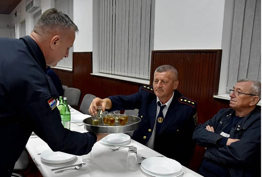 SKUPŠTINA DVD KAPTOL: Severin Mandić proglašen Uzornim vatrogascem - dobio je plaketu i novčanu nagradu