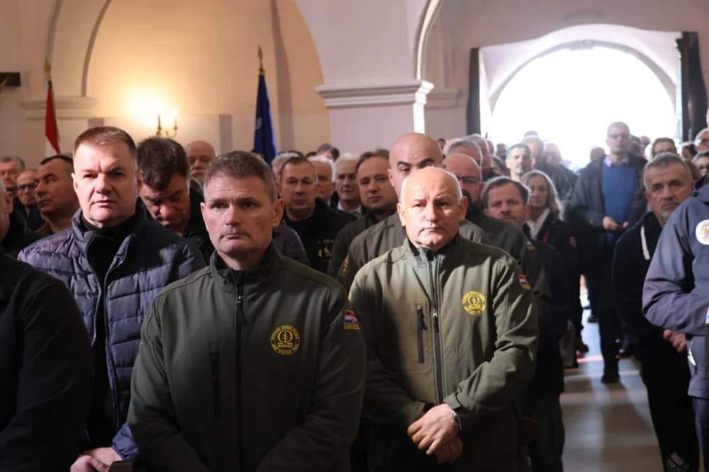 (FOTOGALERIJA) Obilježavajući 33. obljetnicu od početka Domovinskog rata u RH grad Pakrac je bio Hrvatska u malom