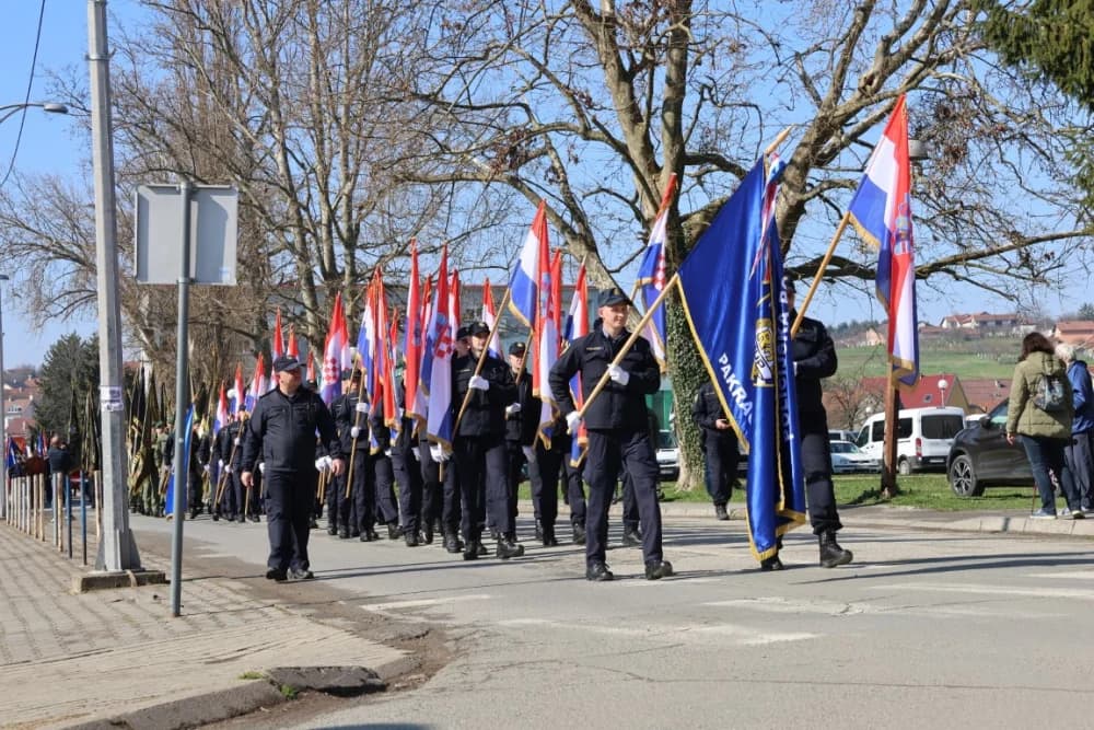(FOTOGALERIJA) Obilježavajući 33. obljetnicu od početka Domovinskog rata u RH grad Pakrac je bio Hrvatska u malom