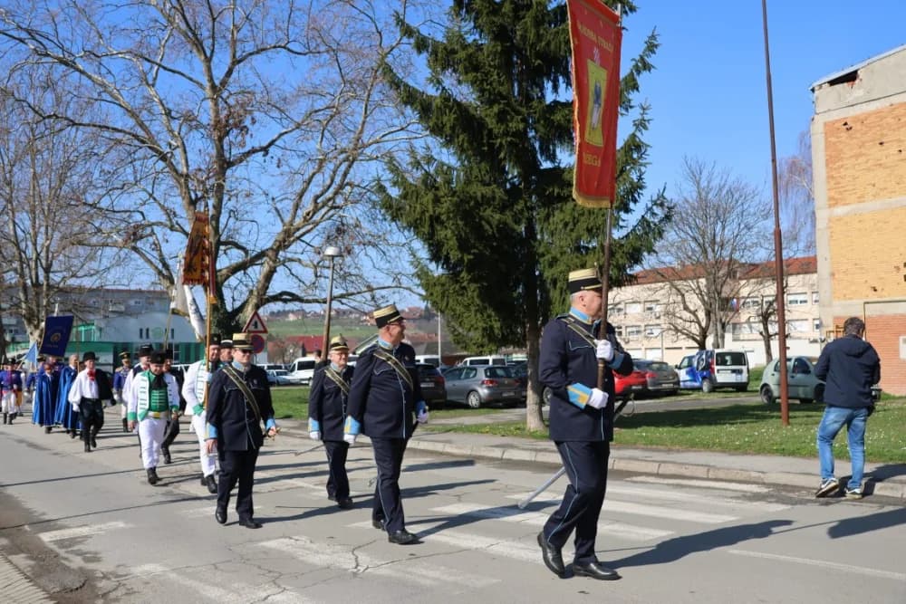 (FOTOGALERIJA) Obilježavajući 33. obljetnicu od početka Domovinskog rata u RH grad Pakrac je bio Hrvatska u malom