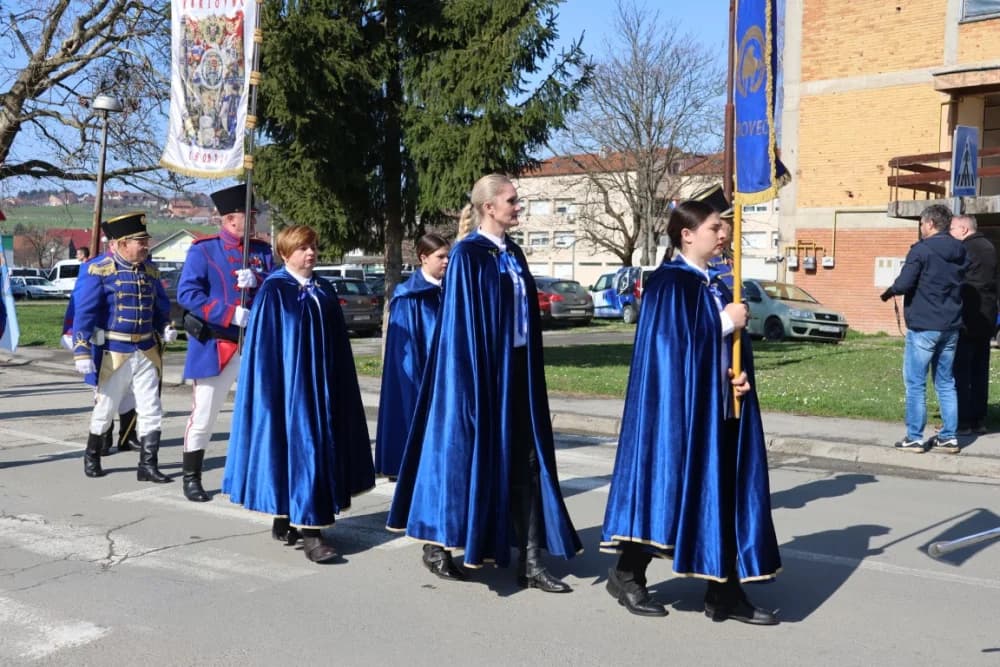 (FOTOGALERIJA) Obilježavajući 33. obljetnicu od početka Domovinskog rata u RH grad Pakrac je bio Hrvatska u malom