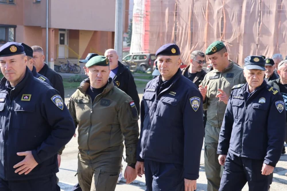 (FOTOGALERIJA) Obilježavajući 33. obljetnicu od početka Domovinskog rata u RH grad Pakrac je bio Hrvatska u malom