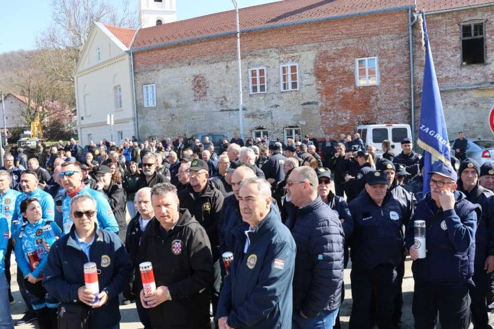 (FOTOGALERIJA) Obilježavajući 33. obljetnicu od početka Domovinskog rata u RH grad Pakrac je bio Hrvatska u malom