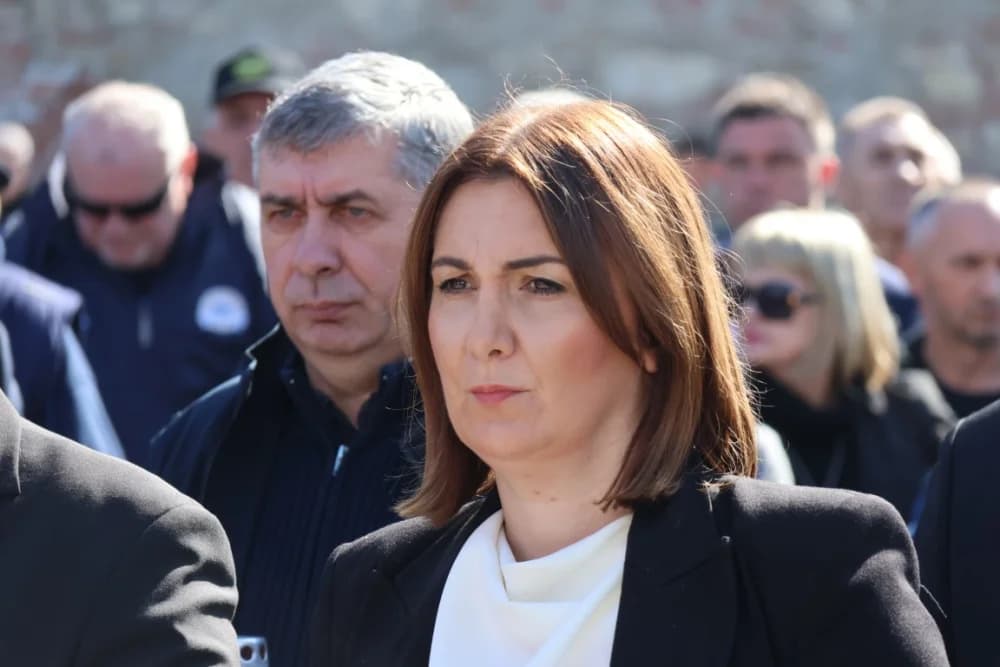 (FOTOGALERIJA) Obilježavajući 33. obljetnicu od početka Domovinskog rata u RH grad Pakrac je bio Hrvatska u malom