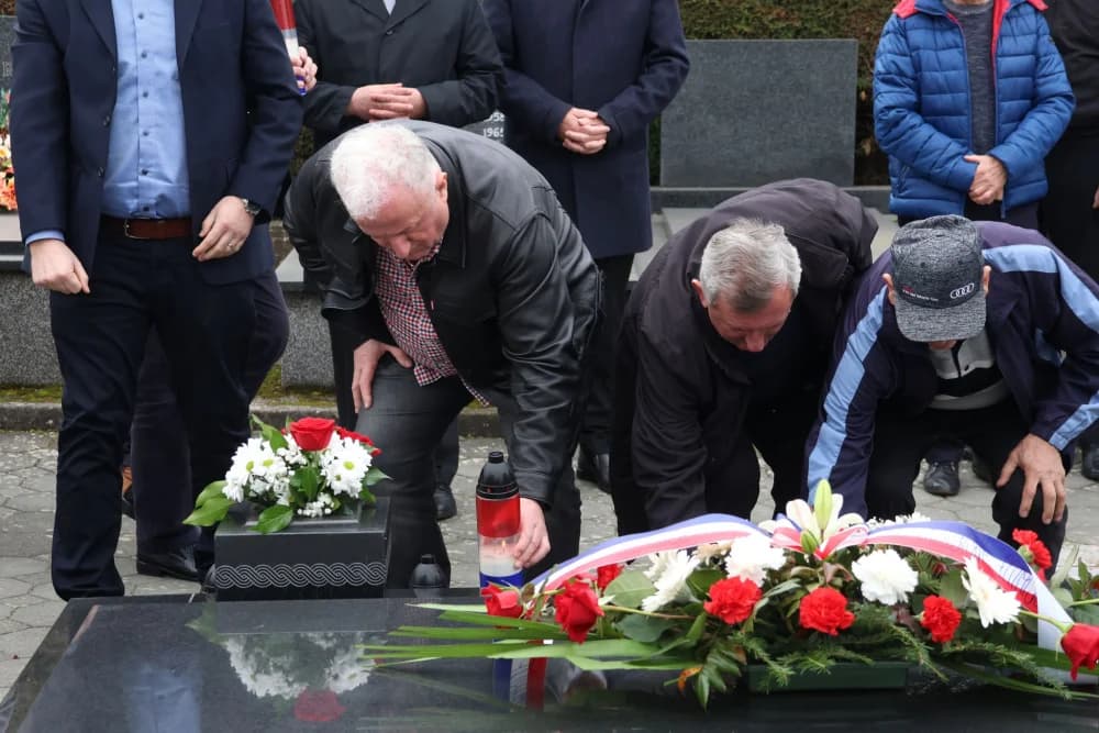 /FOTO/ Obilježavanje 34. obljetnice osnutka HDZ-a na području Požeško- slavonske županije
