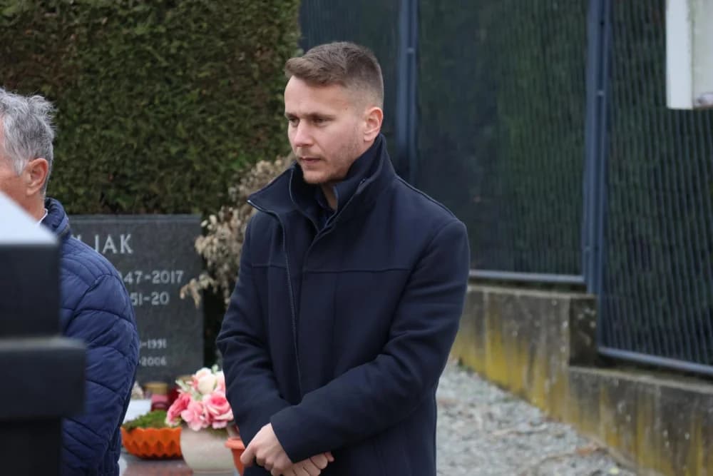 /FOTO/ Obilježavanje 34. obljetnice osnutka HDZ-a na području Požeško- slavonske županije