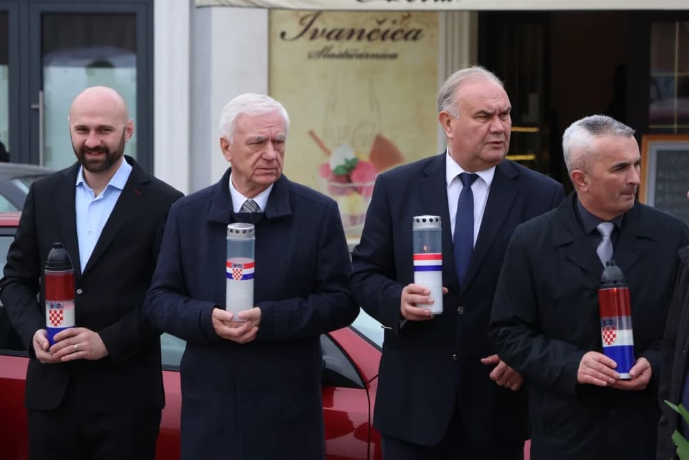 /FOTO/ Obilježavanje 34. obljetnice osnutka HDZ-a na području Požeško- slavonske županije