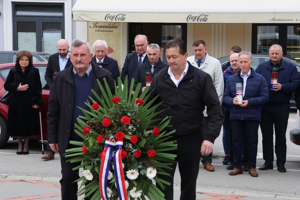 /FOTO/ Obilježavanje 34. obljetnice osnutka HDZ-a na području Požeško- slavonske županije
