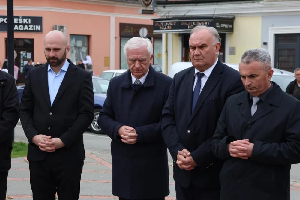 /FOTO/ Obilježavanje 34. obljetnice osnutka HDZ-a na području Požeško- slavonske županije