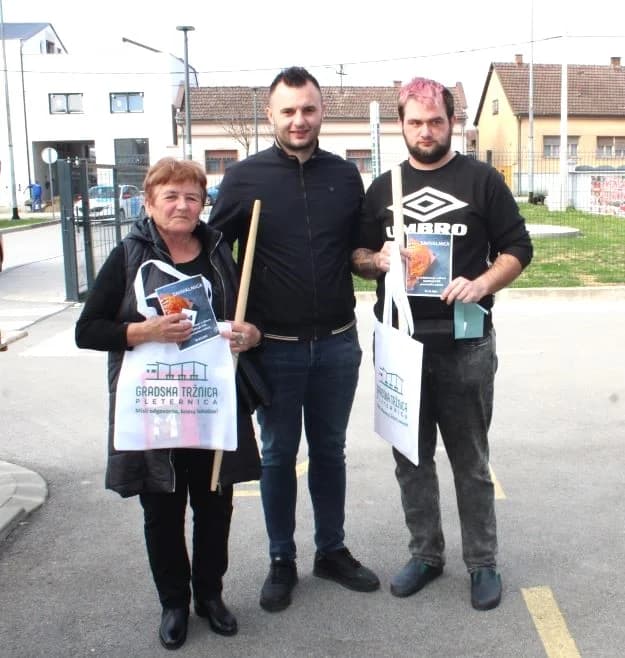 GRADSKA TRŽNICA U PLETERNICI Najbolja pita Sandija Liščevića iz Sulkovaca, ocjenom posjetitelja pobjednica Anđa Bošnjak iz Srednjeg Sela