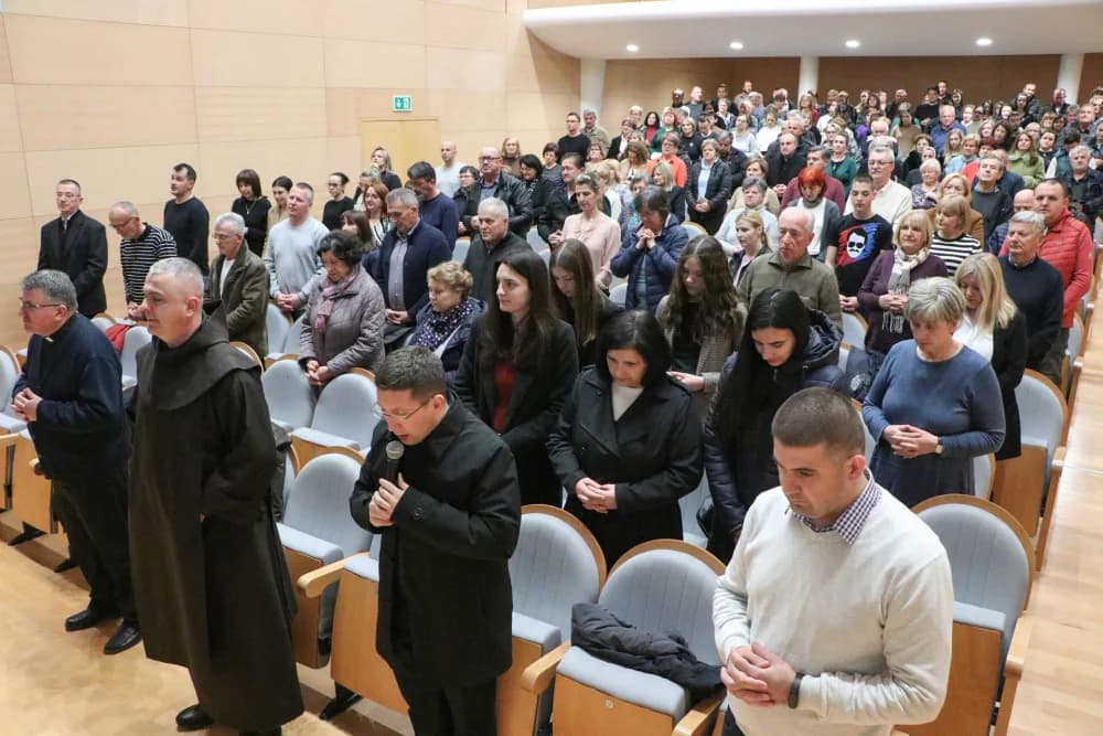 Održana treća korizmena tribina u Požegi: „Molitva kao osobni odnos s Bogom“