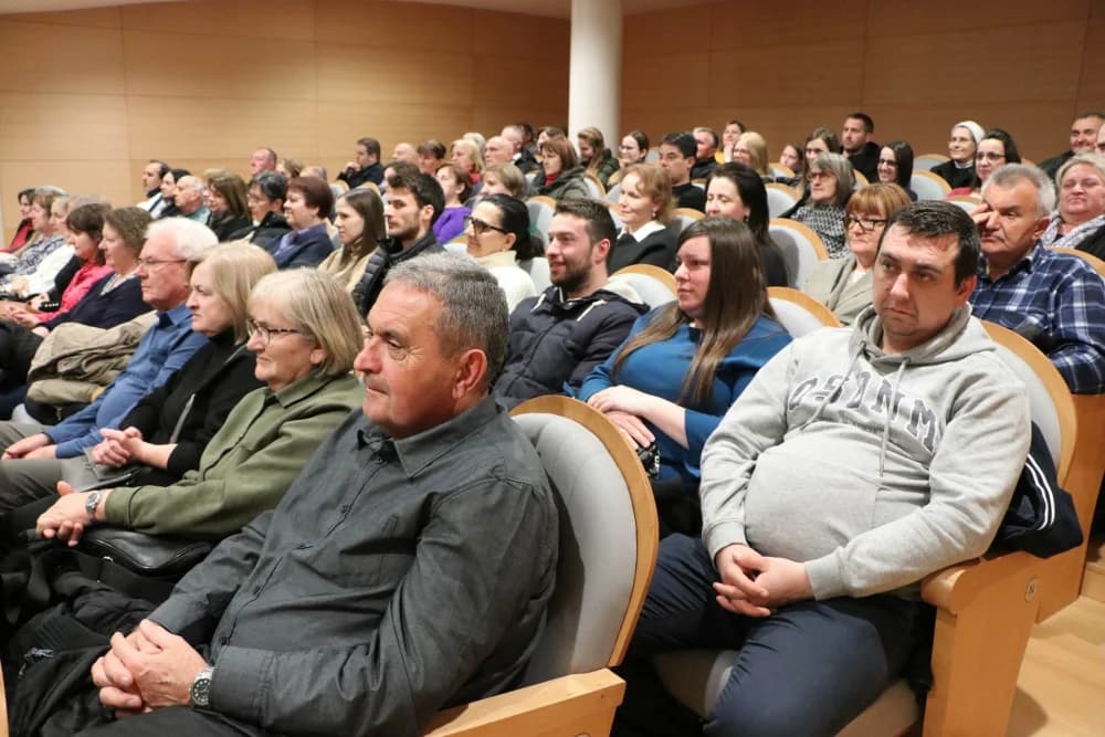 Održana treća korizmena tribina u Požegi: „Molitva kao osobni odnos s Bogom“