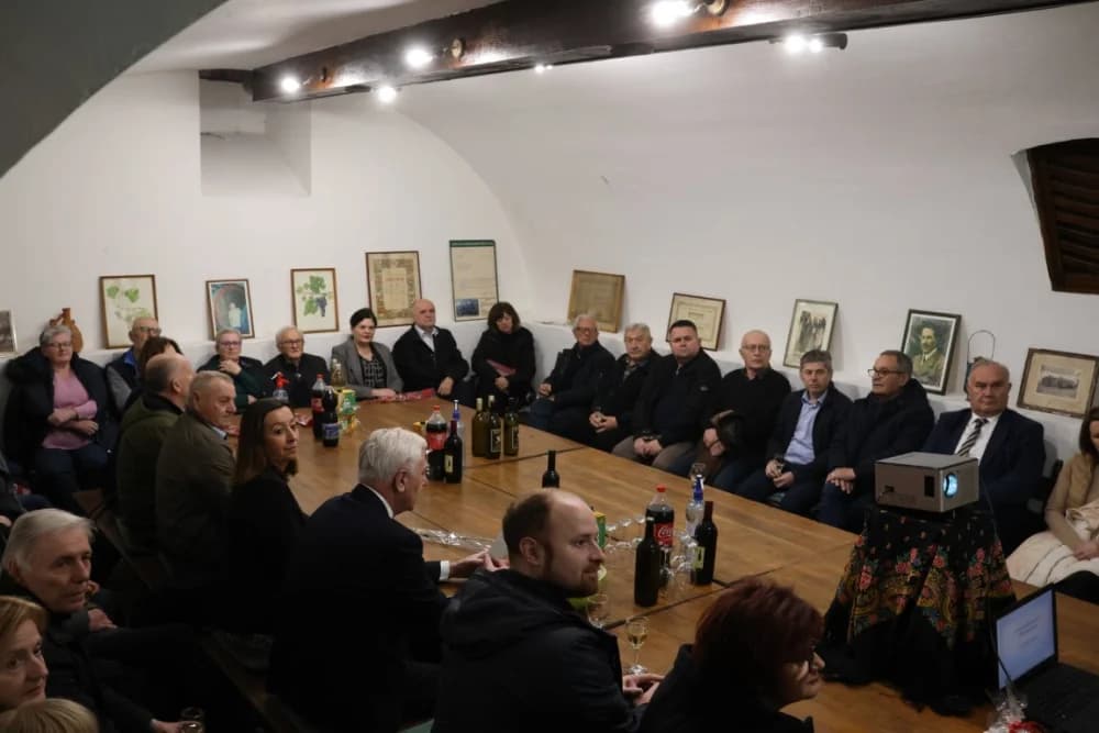 UVOD U DAN GRADA: Izložba fotografija Duška Mirkovića Vinogradarski pogledi i predavanje Rahele Jurković o prošlosti vinogradara