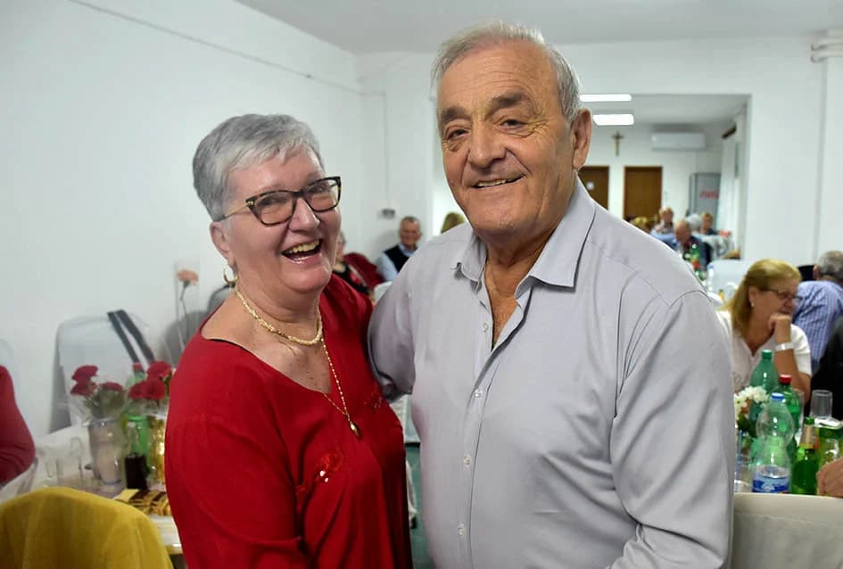 PROSLAVLJEN DAN ŽENA U MATICI UMIROVLJENIKA VELIKA: Cvijet za svaku posjetiteljicu
