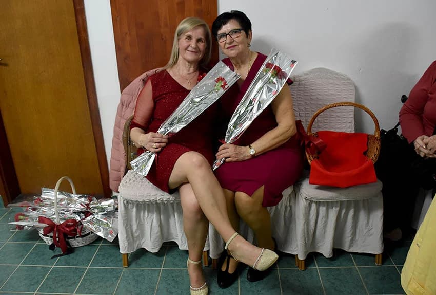 PROSLAVLJEN DAN ŽENA U MATICI UMIROVLJENIKA VELIKA: Cvijet za svaku posjetiteljicu