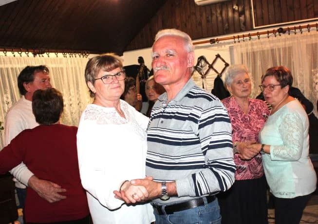Uz roštilj, pjesmu i ples proslavili Dan žena
