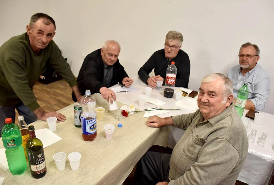 MANJINSKA PROSLAVA. Mještani Laza i okolnih sela na Požeškoj gori zajedno slavili Dan žena