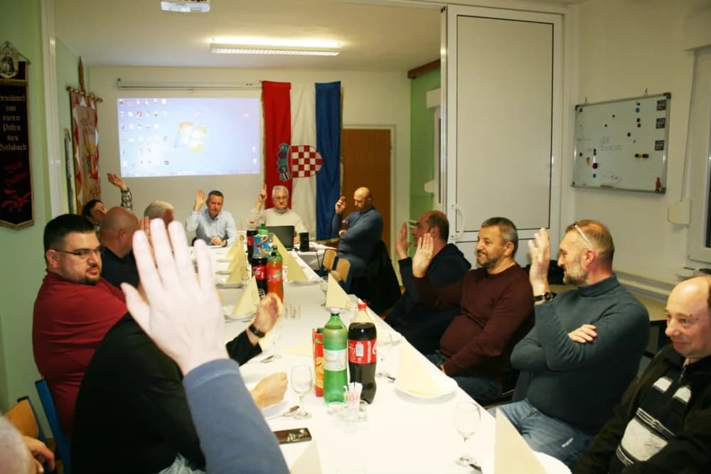 SKUPŠTINA TRENKOVE POSTROJBE: Ponovo izabrani isti čelnici: predsjednik Potnar,  tajnik Šain i blagajnik Perković