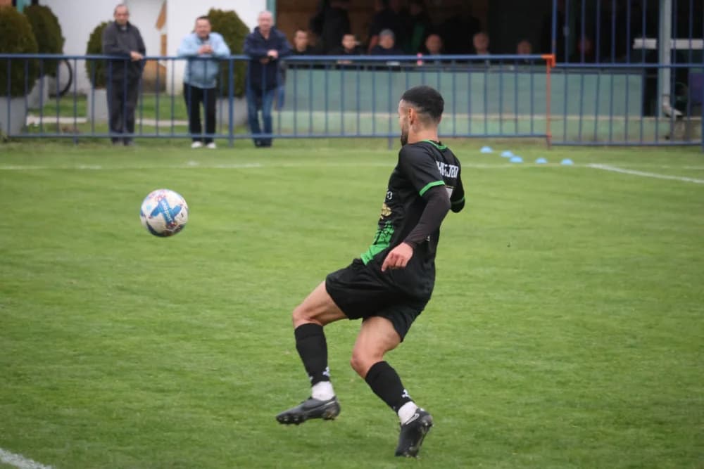 [FOTOGALERIJA] Zeleni napokon upisali pobjedu: NK Kutjevo - NK Oriolik 3:0