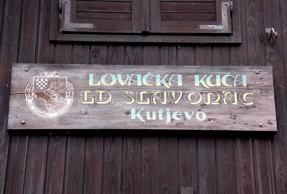 Kutjevački lovci tijekom 12  akcija obnovili i postavili petnaestak objekata u lovištima