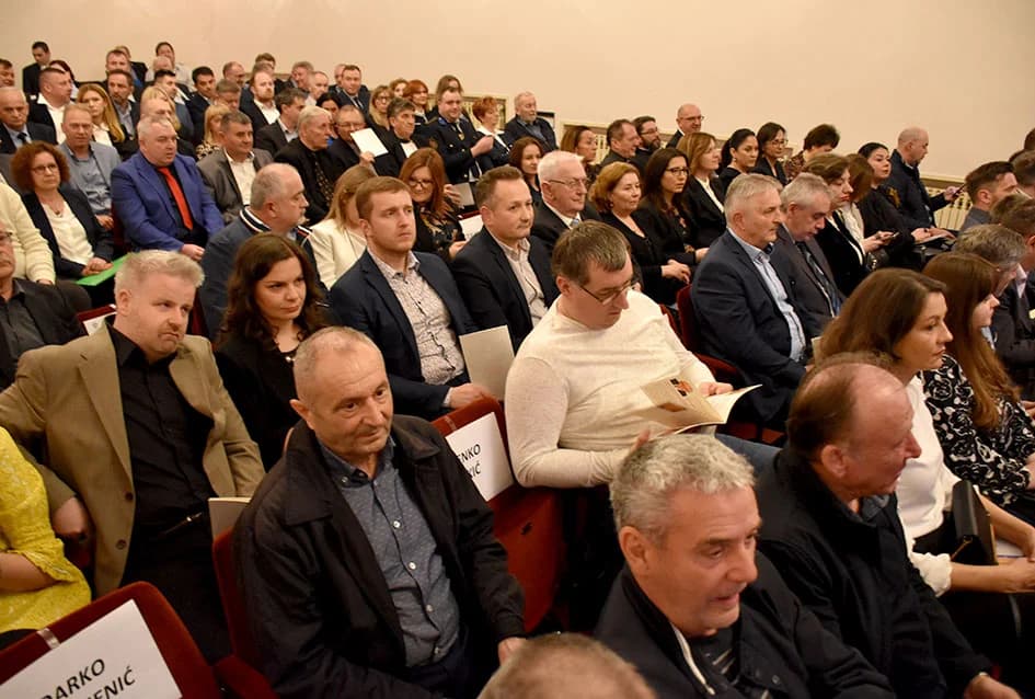 Zahvale za izniman doprinos: Uručene nagrade grada Požege zaslužnim građanima