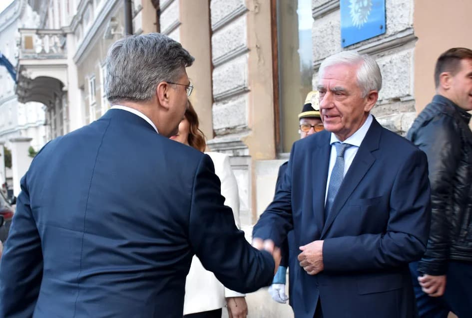 Zahvale za izniman doprinos: Uručene nagrade grada Požege zaslužnim građanima