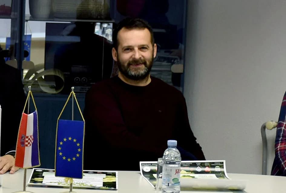 PAPUČKI JAGLACI 2024.: Pohod stotina planinara i ljubitelja prirode po šest staza slavonske planine