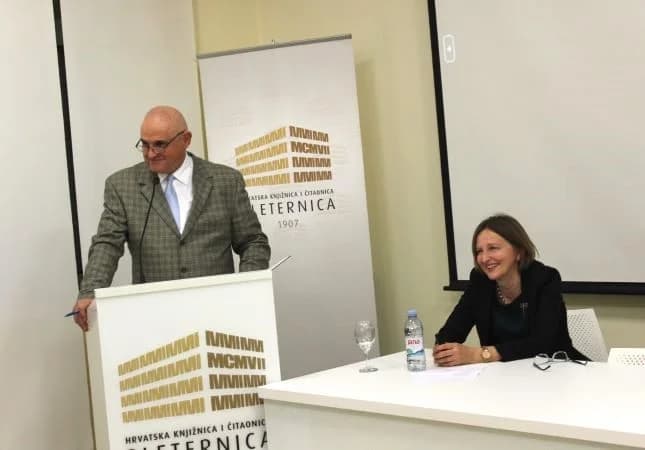 DANI MATICE HRVATSKE U POŽEGI Novinarka Nada Prkačin održala predavanje „Pleternica 1941.-1945.-dokumenti“