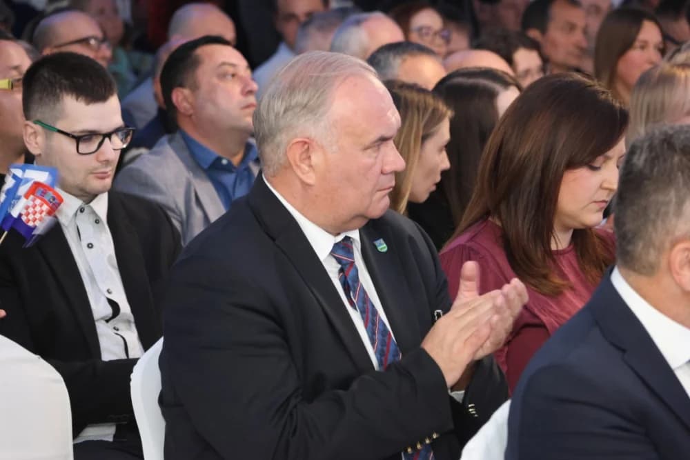 HDZ