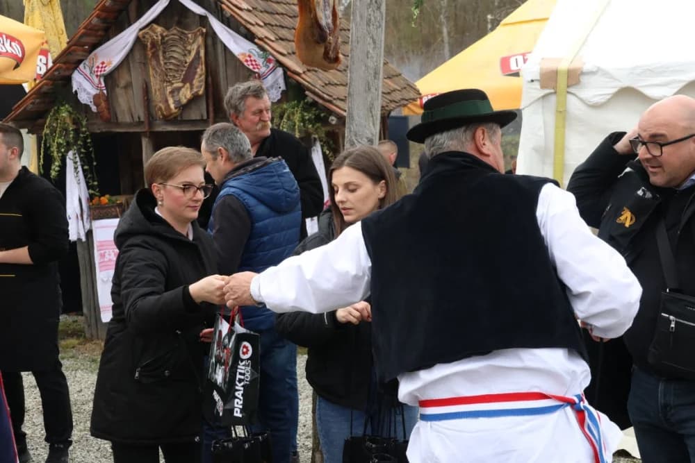 (FOTO-VIDEO) Proslava Grgureva i 30. rođendana tvrtke Alles d.o.o.
