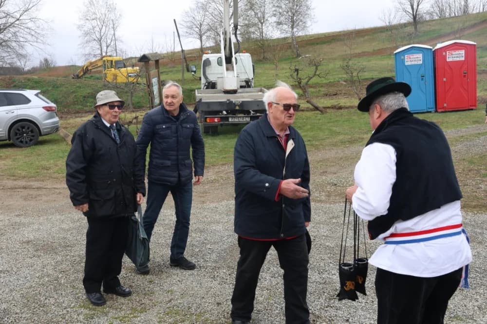 (FOTO-VIDEO) Proslava Grgureva i 30. rođendana tvrtke Alles d.o.o.