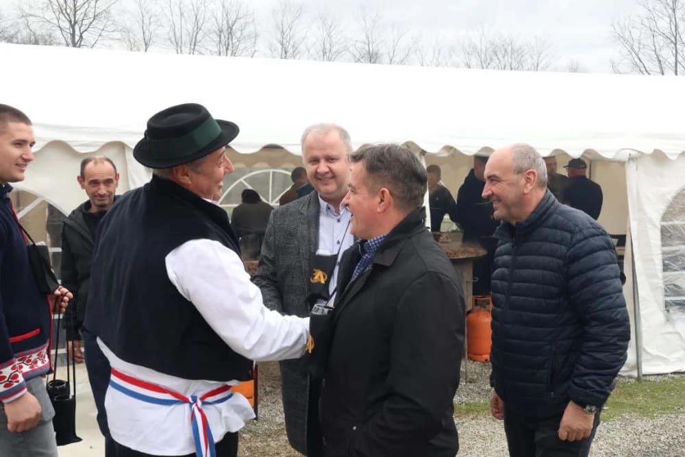 (FOTO-VIDEO) Proslava Grgureva i 30. rođendana tvrtke Alles d.o.o.