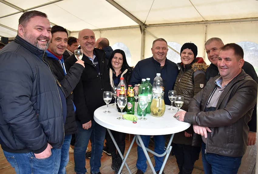 U znaku tri desetljeća postojanja tvrtke Alles neviđena proslava u sklopu Grgureva na imanju obitelji Pandžić