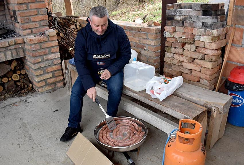 POŽEŠKI VINOGRADARI SLAVILI GRGUREVO: Uz pjesmu, obilje hrane i dobru graševinu fešte do jutarnjih sati
