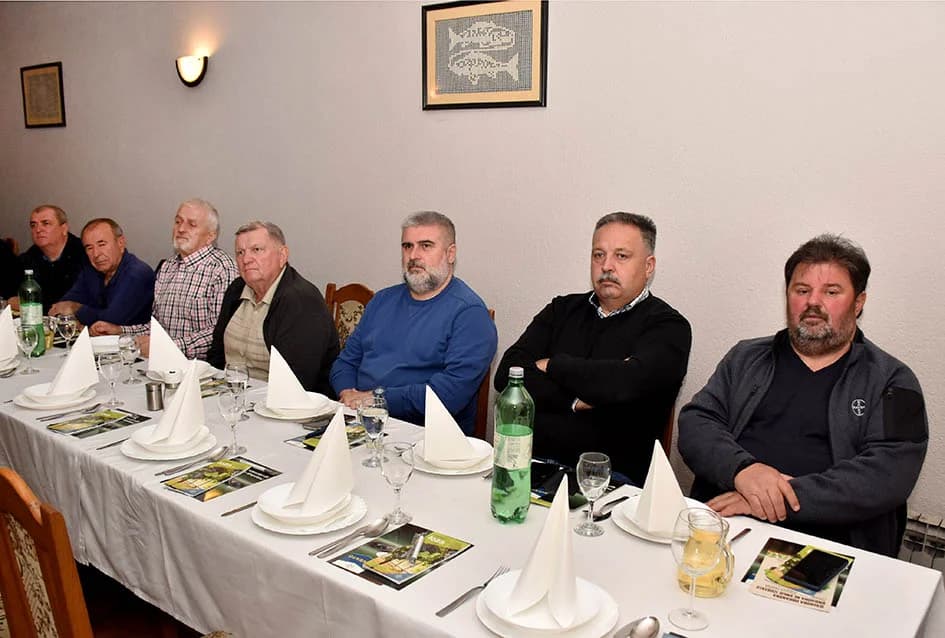 Stručno predavanje o zaštiti i gnojidbi vinograda u Udruzi voćara, vinogradara i vinara „Vino – kap“ iz Kaptola