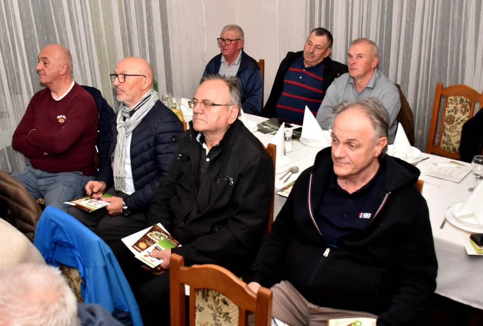 Stručno predavanje o zaštiti i gnojidbi vinograda u Udruzi voćara, vinogradara i vinara „Vino – kap“ iz Kaptola