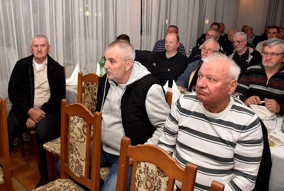 Stručno predavanje o zaštiti i gnojidbi vinograda u Udruzi voćara, vinogradara i vinara „Vino – kap“ iz Kaptola