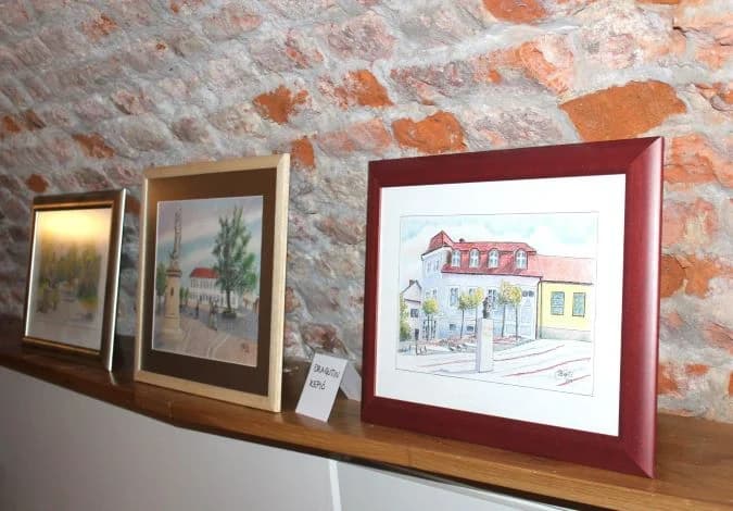 PEIĆEVCI U STIHOVIMA I BOJAMA  U Požeškoj kući održana pjesnička večer uz izložbu likovnih radova