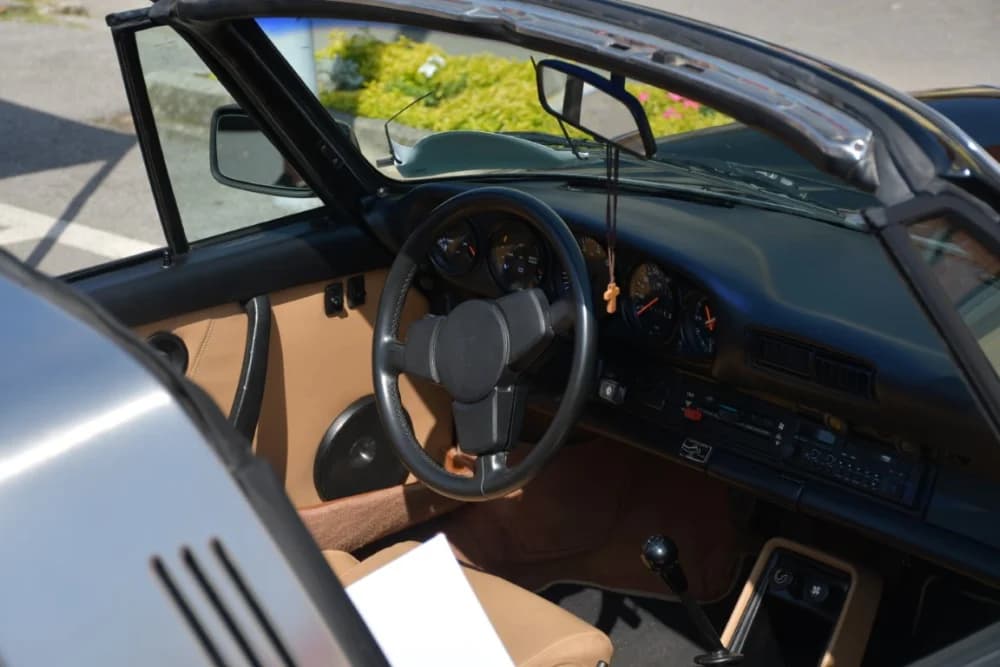 Karavana oldtimer vozila boravila u Požegi /FOTO/
