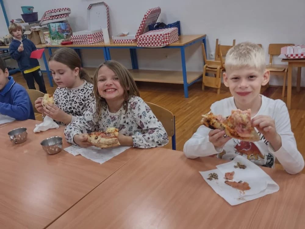 Prvi brestovački prespavanac: Učenici spavali u školi, kuhali, plesali i dobro se zabavili