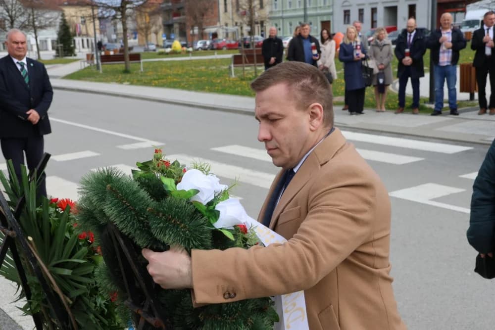 (FOTO) DAN GRADA PAKRACA: „Čite male i velike korake čime je grad sve više prepoznatljiv“