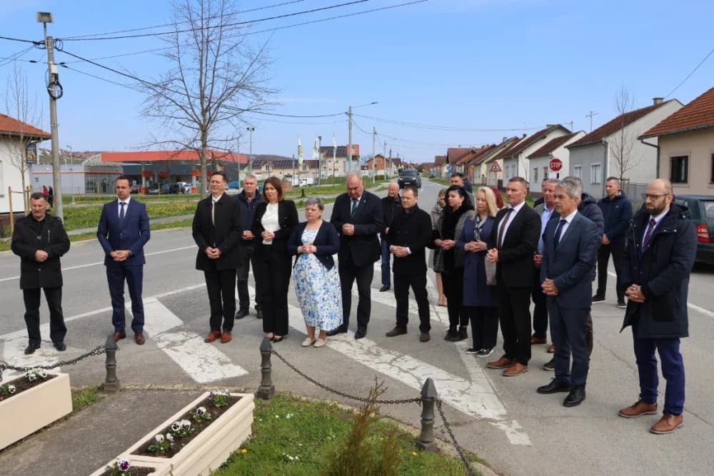 (FOTO) DAN GRADA PAKRACA: „Čite male i velike korake čime je grad sve više prepoznatljiv“