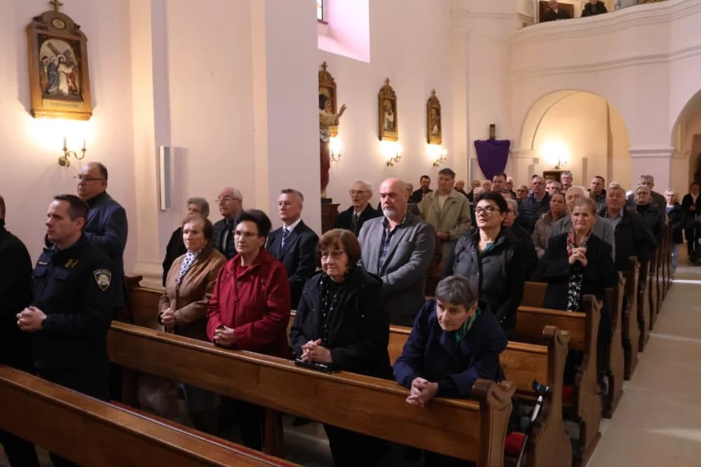 (FOTO) DAN GRADA PAKRACA: „Čite male i velike korake čime je grad sve više prepoznatljiv“