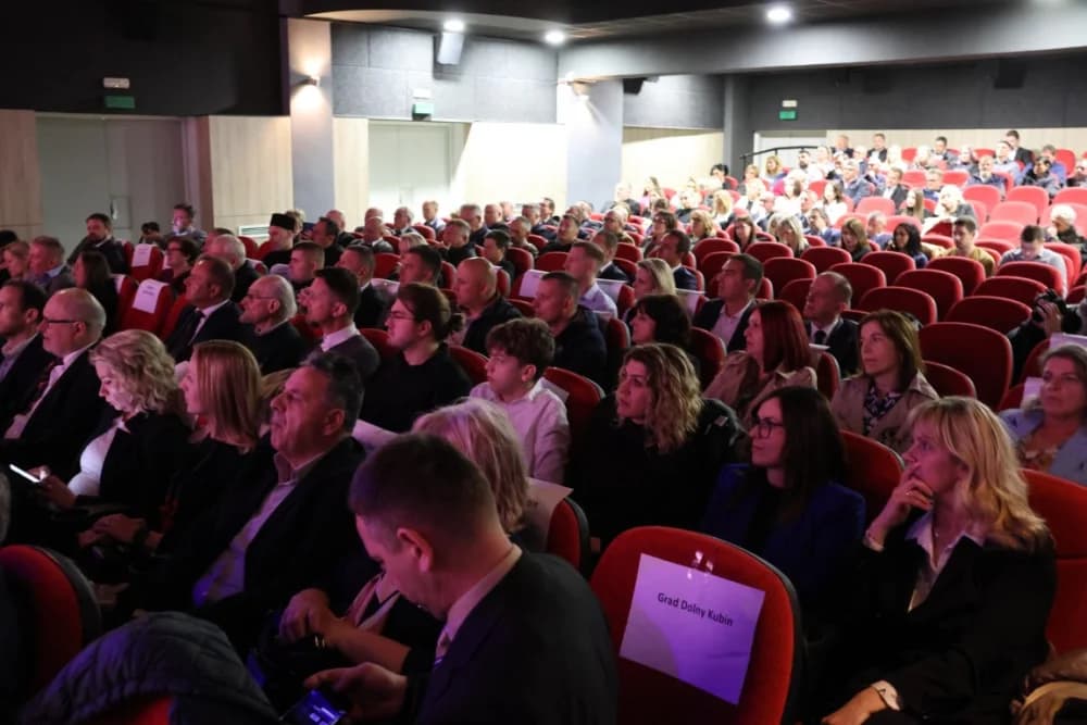 (FOTO) DAN GRADA PAKRACA: „Čite male i velike korake čime je grad sve više prepoznatljiv“