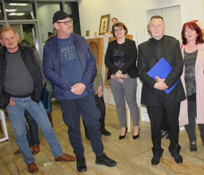 Otvorena izložba ʼʼKrižni putʼʼ samoukog kipara Nediljka Ožića