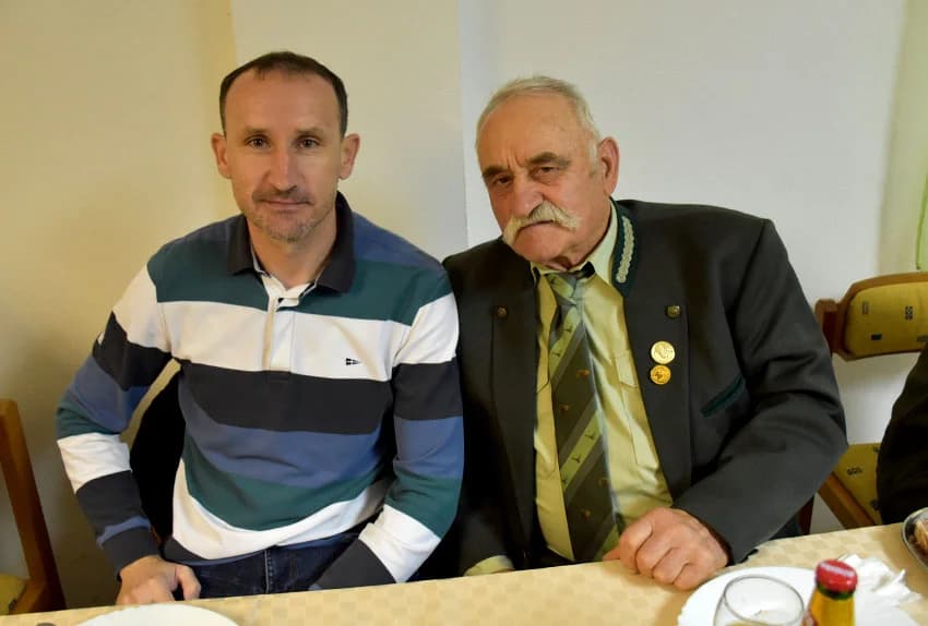 SKUPŠTINA RUŠEVAČKIH LOVACA: Ilija Gruber primio plaketu za pola stoljeća lovačkog staža