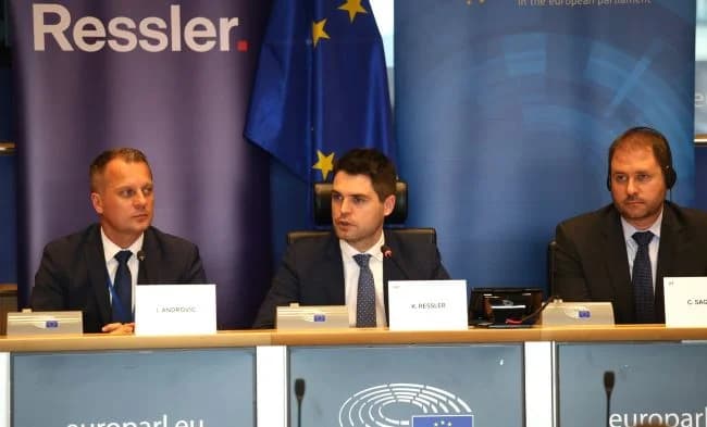 MUZEJ BEĆARCA U BRUXELESSU: „Iskoristiti svaku priliku za promociju naše sredine i turističke ponude“